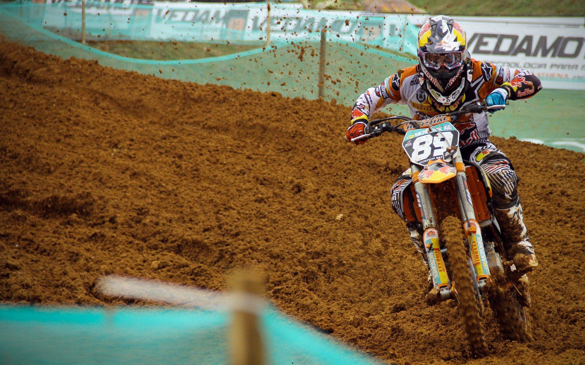 任冉再谈广东垃圾言论，证明我判断正确 广东球迷没必要道歉