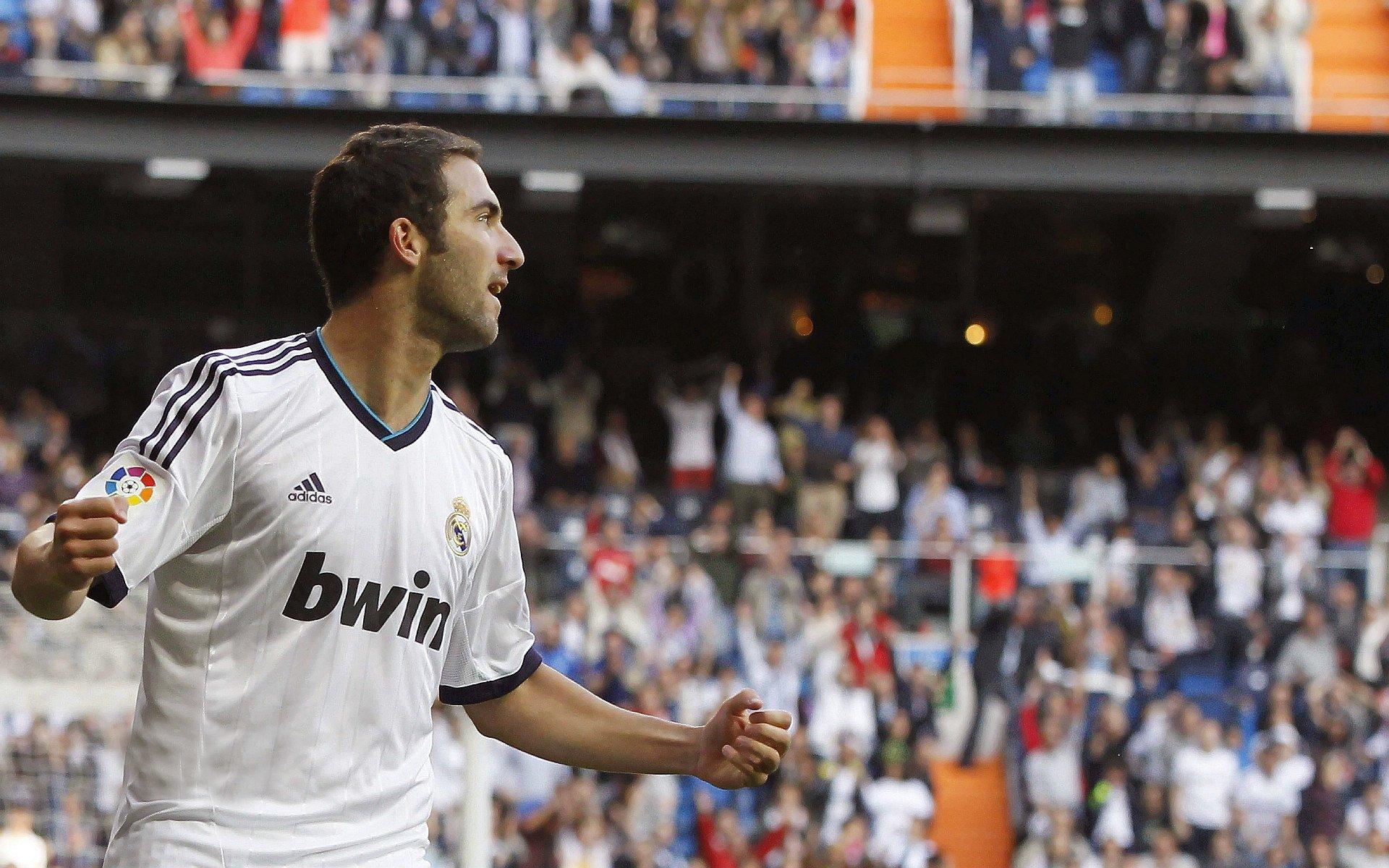 纽卡斯尔瞄准自由市场，埃弗顿前锋勒温或成今夏关键引援